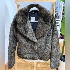 Abercrombie & Fitch Animal Print Teddy Jacket